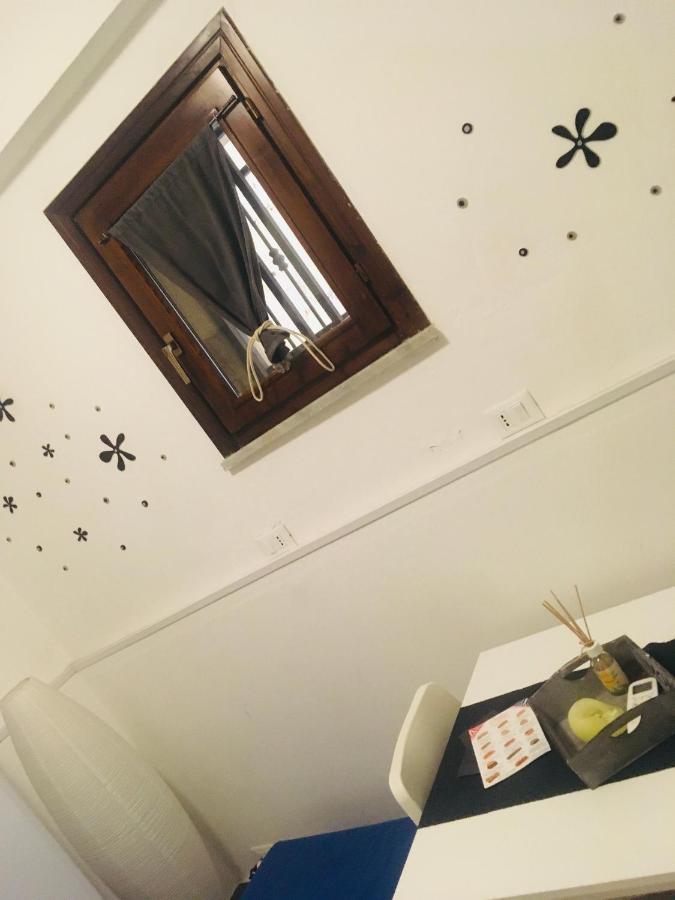 Around Cassaro Holiday House 팔레르모 외부 사진