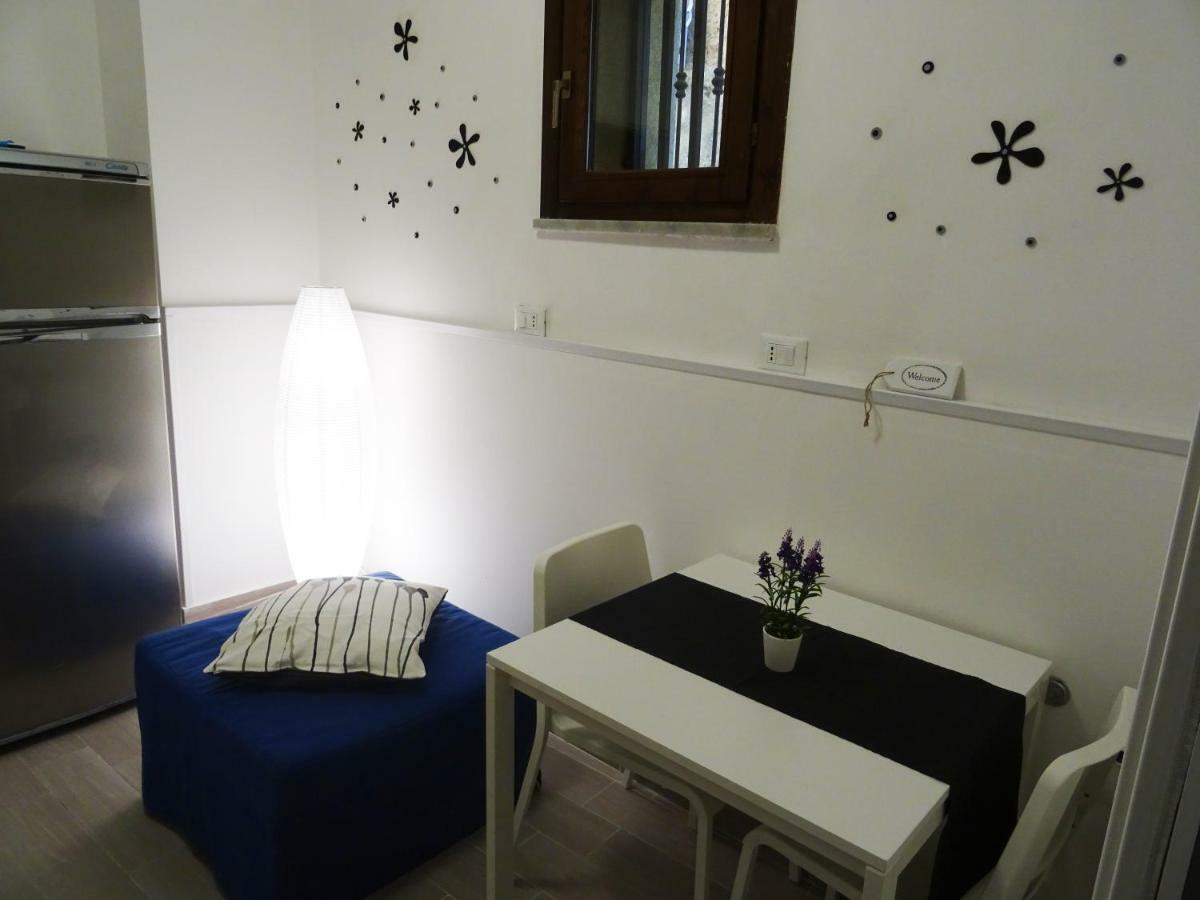 Around Cassaro Holiday House 팔레르모 외부 사진